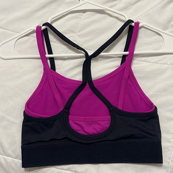 Fabletics sports bra — size XS - Picture 4 of 4